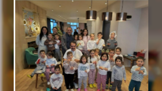 İbrahim Tatlıses, Batum’da İş İnsanı Galip Öztürk’ü Ziyaret Etti