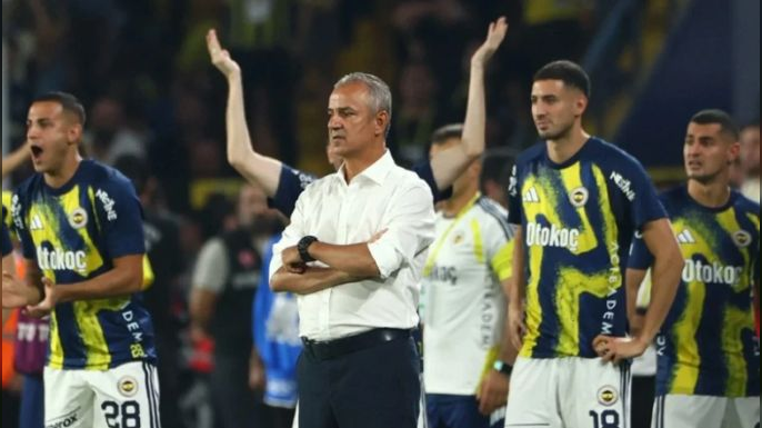 Fenerbahçe’de Şampiyonlar Ligi öncesi şok karar! Rotasyon sürprizi