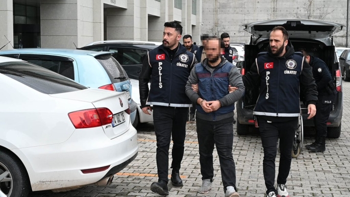 Doğum yapan kadına ve sevgilisine hastanede dehşet: 3 kardeş adliyede! 1