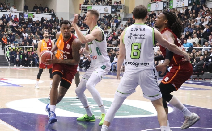 Galatasaray, Denizli deplasmanında Merkezefendi\
