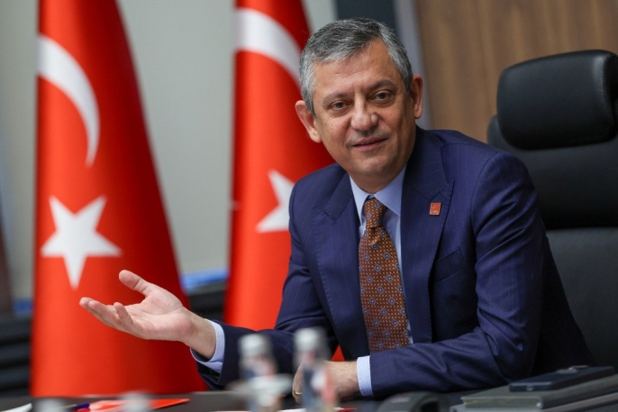 Özgür Özel\