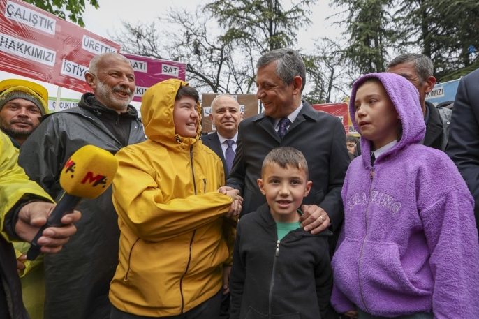 Özgür Özel, maden işçileriyle dayanışma içinde 2