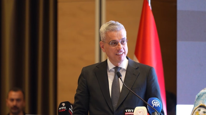 Sağlık Bakanı Memişoğlu\