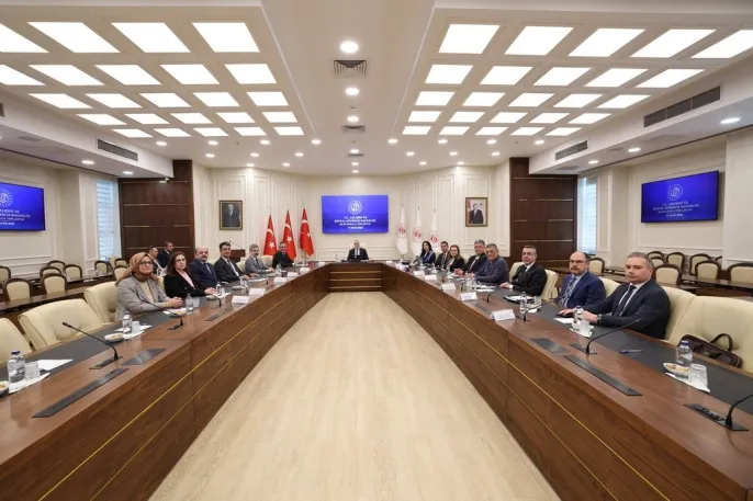 Bakan Işıkhan: Yapay zeka ile iş dönüşümü kaçınılmaz 1