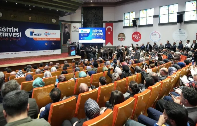 Bakan Tekin\