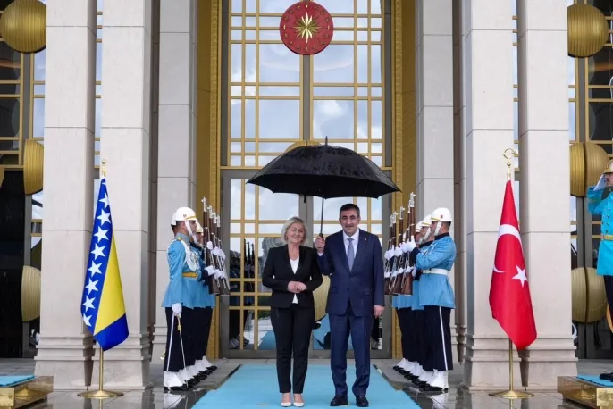 Cevdet Yılmaz, Bosna Hersek Başbakanı Krişto ile önemli bir görüşme gerçekleştirdi 1