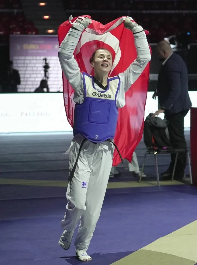 Merve Dinçel Kavurat\