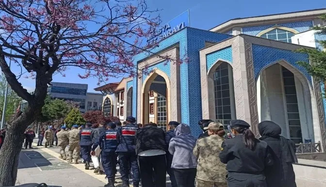 Sanal dolandırıcılık ağında 6 kişi tutuklandı: 3,4 milyon TL vurgun! 1