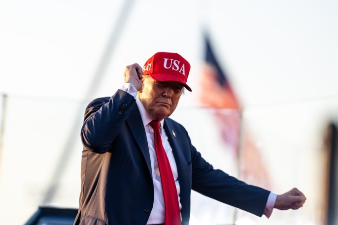 Trump\
