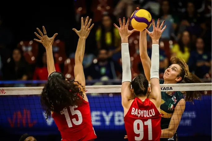 Filenin Sultanları, İtalya karşısında istediğini alamadı: 3-1 1