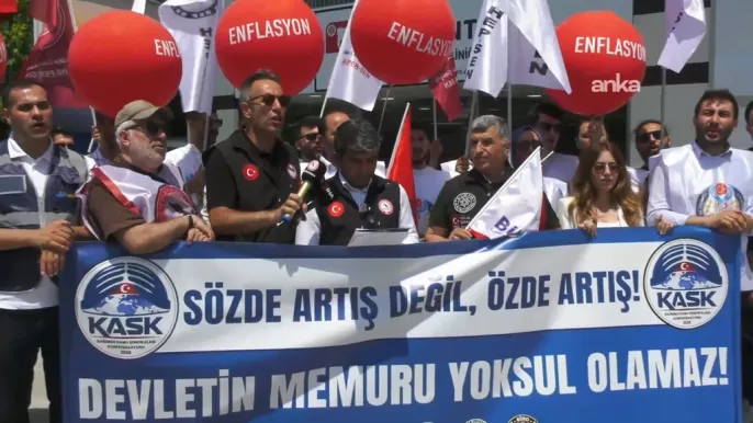 TÜİK önünde isyan: \"Memur enflasyona değil, refaha ortak olmalı 1