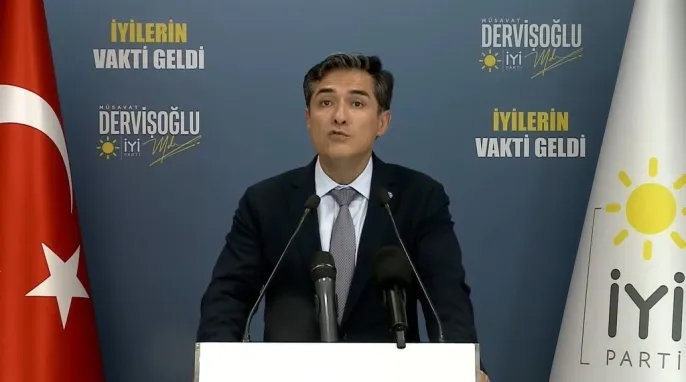 Buğra Kavuncu: Cumhuriyetin değerlerinden uzaklaşmak felakete yol açar 1