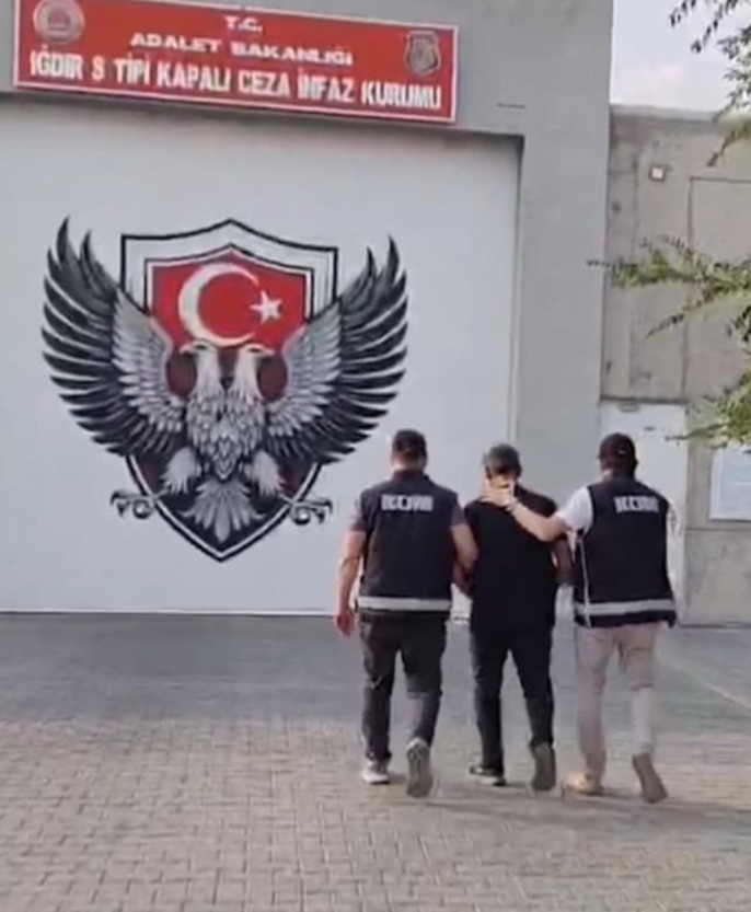 İş vaadiyle 1.8 milyon lirayı buharlaştıran şüpheli yakalandı, cezaevine gönderildi 1