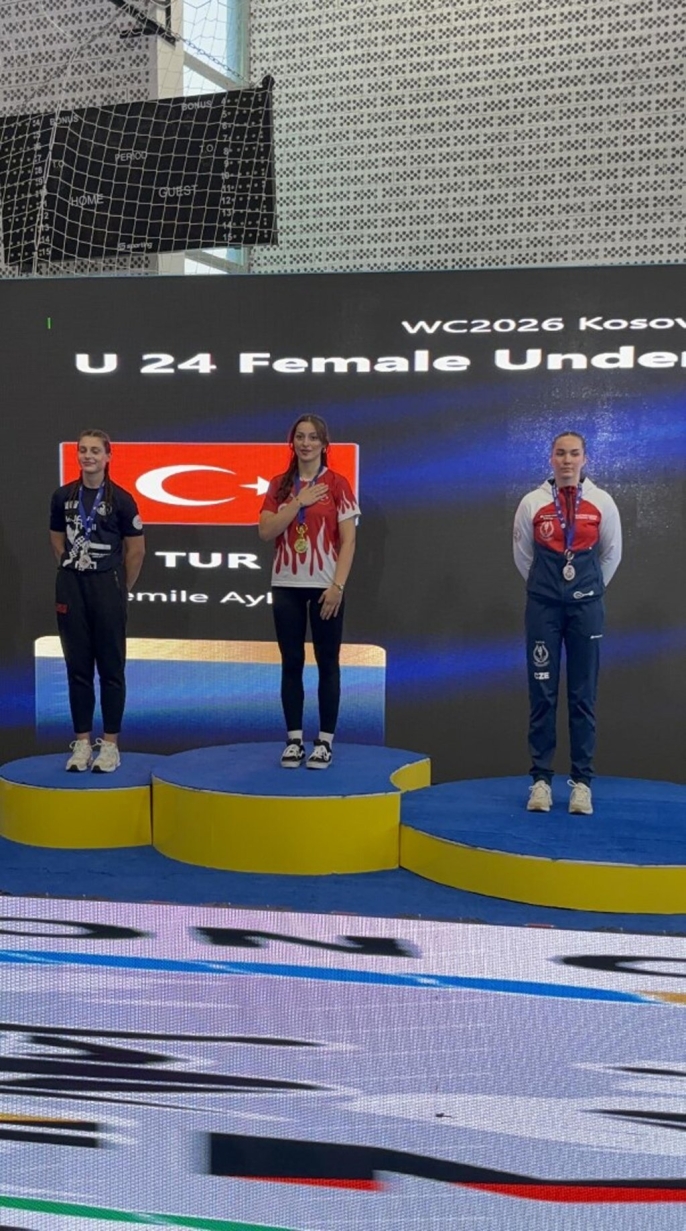Cemile Aykoç, muay thai dünya şampiyonu oldu 4