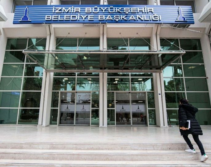 İzmir\