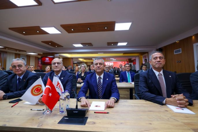 Özgür Özel: Devlette tuz kokmuştur 2