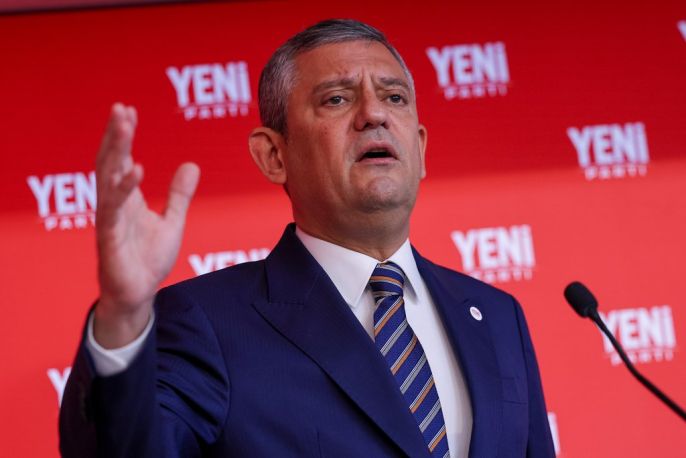 Özgür Özel: Devlette tuz kokmuştur 4