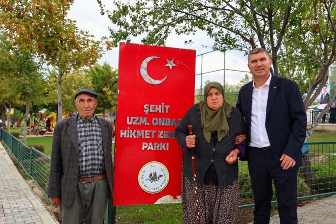 Şehit Hikmet Zengin Parkı düzenlenen törenle açıldı 7