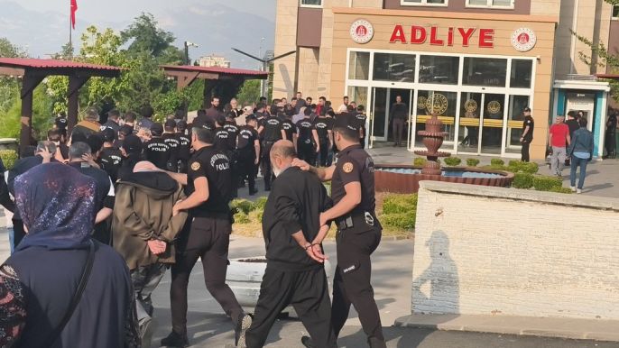 8 ilde DEAŞ operasyonu: 22 kişi tutuklandı 4