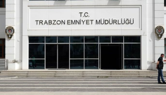 Eski eşini öldüren zanlı, 2 hafta önce onu intihardan kurtarmış 6