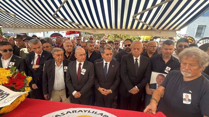 Galatasaraylılar Derneği eski başkanı Fidel Berber toprağa verildi 6