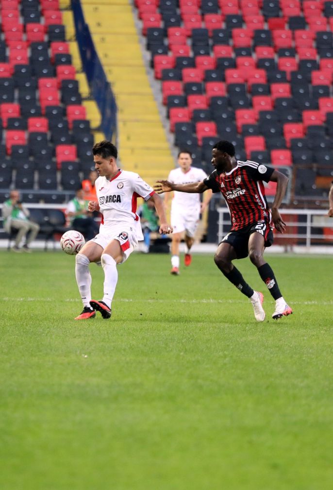 Gaziantep FK, Arca Çorum FK\