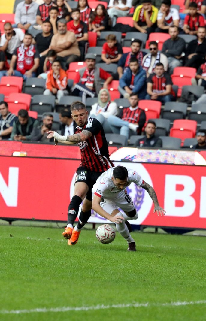 Gaziantep FK, Arca Çorum FK\