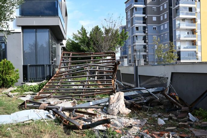 Hortumda ölen işçiler derbi izlerken yakalandı 4