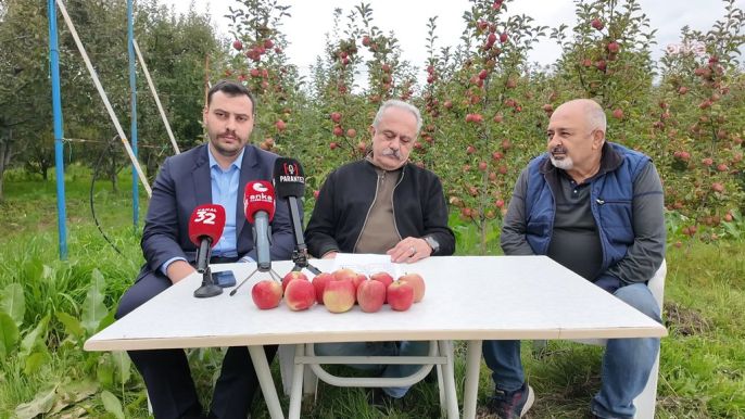 Isparta elma üreticisi, 3 liraya alıcı bulamadığını söylüyor 2