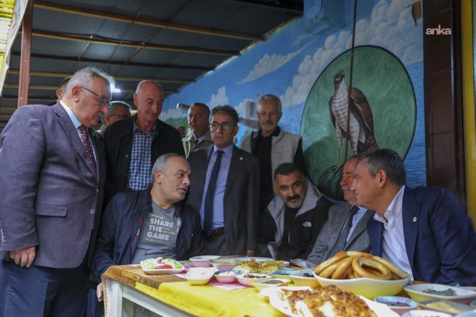 Özgür Özel: Kötülük yapana sırtımızı döndük 8