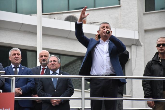Özgür Özel, yenilgiye alışmayacaklarını vurguladı 1