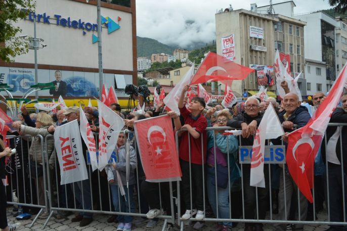 Özgür Özel, yenilgiye alışmayacaklarını vurguladı 5