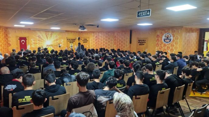 RTÜK üyesi: Medyada özgürlük yanlış anlaşılıyor 3