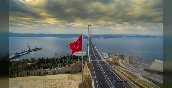 Osmangazi Köprüsü'nden yüksek gemi geçişi yasaklandı