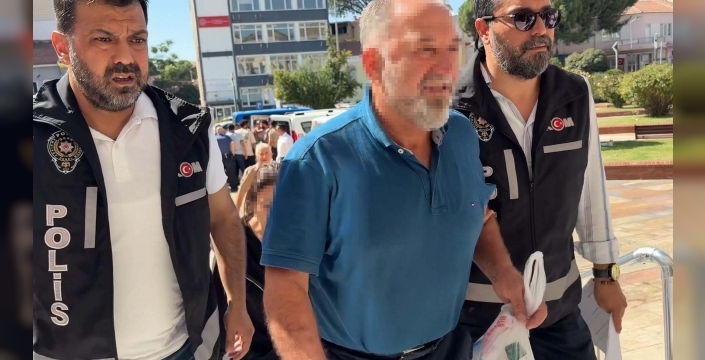 Aydın Adnan Menderes Üniversitesi Hastanesi'nde görevli Prof. Dr. O.N.A., rüşvet iddiasıyla görevinden uzaklaştırıldı