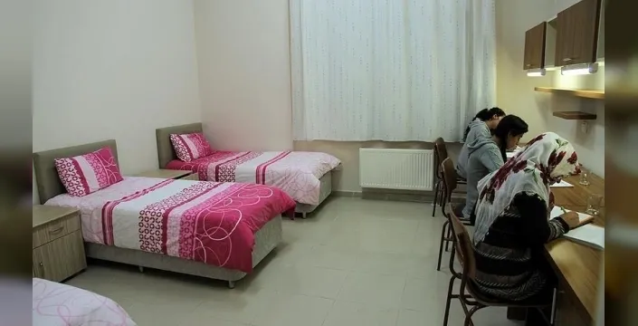 Bakan Bak açıkladı: 1 milyon yatak kapasitesiyle öğrenciler yurtlarda ağırlanacak
