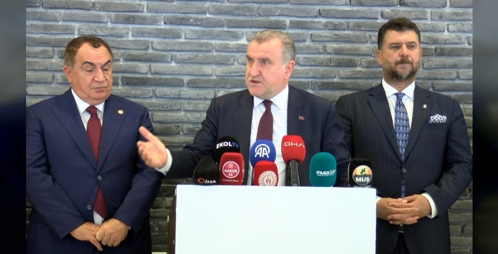Bakan Bak: Türkiye, spor ve teknoloji alanlarında büyük adımlar atıyor