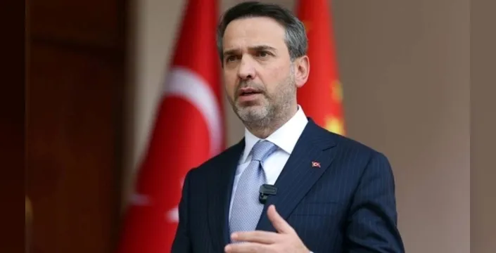 Bayraktar ve Szijjarto, Milano'da bir araya geldi: Enerji işbirliği görüşüldü