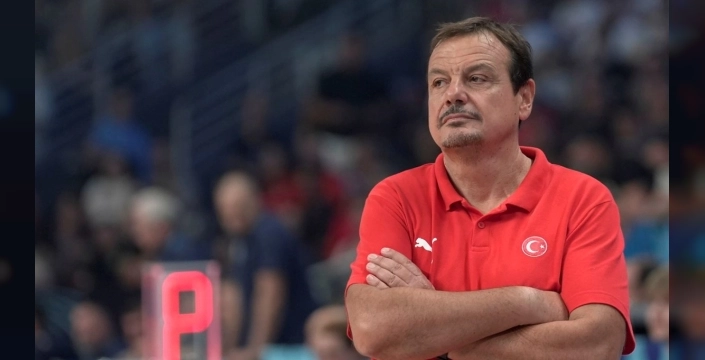 Ergin Ataman: Madalya ve şampiyonluk peşindeyiz