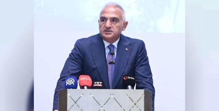 Ersoy: İstanbul'a 2025'in ilk dokuz ayında 13,5 milyon turist geldi