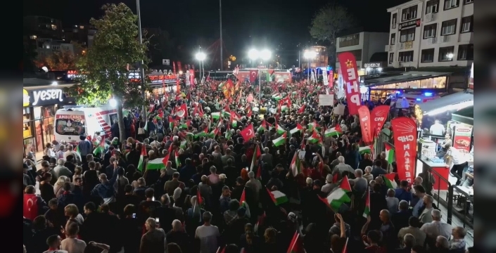 Eyüpsultan'da Filistin'e Destek Mitingi: Babacan, Uysal ve Arıkan'dan sert açıklamalar