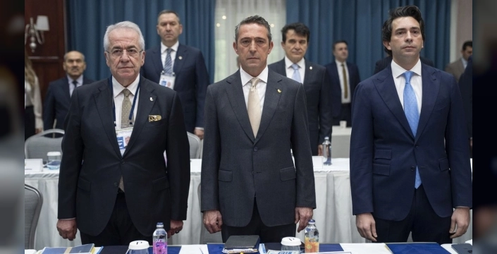 Fenerbahçe'de kritik karar: Yeni teknik direktör belli oluyor