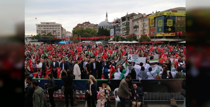 Gazze'ye yardım götüren filoya Kocaeli'den destek yürüyüşü