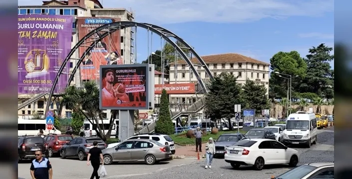 Giresun'dan Alperen Şengün'e destek: Billboard'larda milli gurur