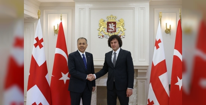 İçişleri Bakanı Yerlikaya Gürcistan Başbakanı Kobakhidze ile Tiflis'te görüştü