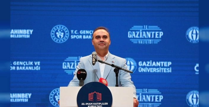 Kacır açıkladı: Türkiye 2026'da aya kendi uzay aracını gönderecek
