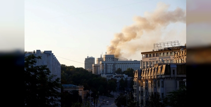 Kiev'de hükümet binası vuruldu: 3 ölü, 11 yaralı
