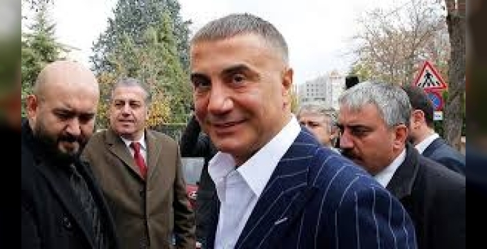 Mahkemede CHP yönetimine 'suç örgütü' diyen davacı avukatı Onur Yusuf Üregen'in Sedat Peker ile fotoğrafı ortaya çıktı
