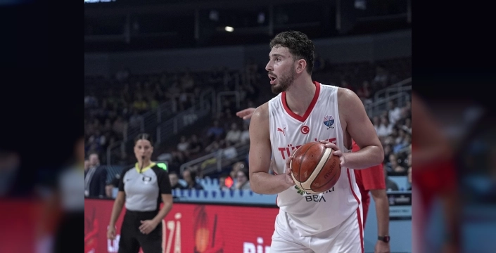 Türkiye, EuroBasket'te Çeyrek Finale Yükseldi