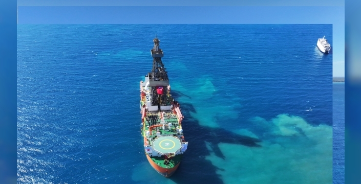 Türkiye'nin derin deniz sondaj filosu büyüyor: Yeni gemi Mersin'e ulaştı